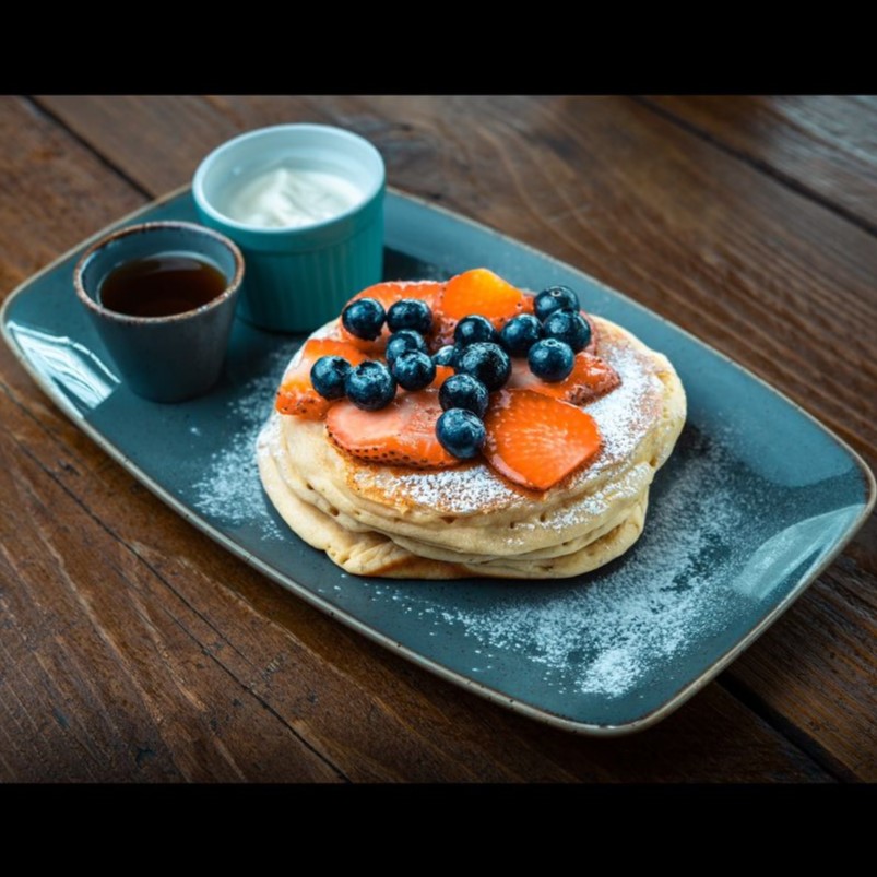 Pancake with berries new img